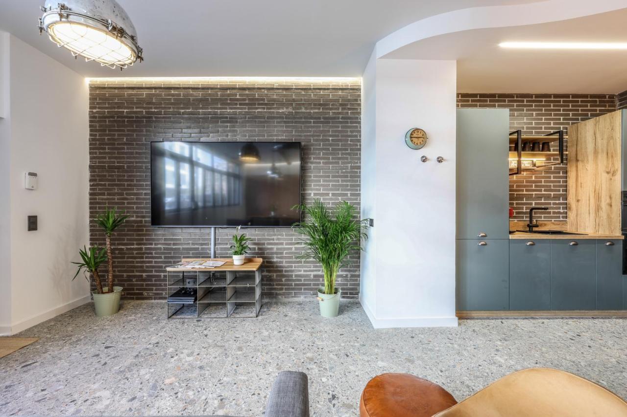 Loft Reformado Industrial Apartment Мадрид Екстериор снимка